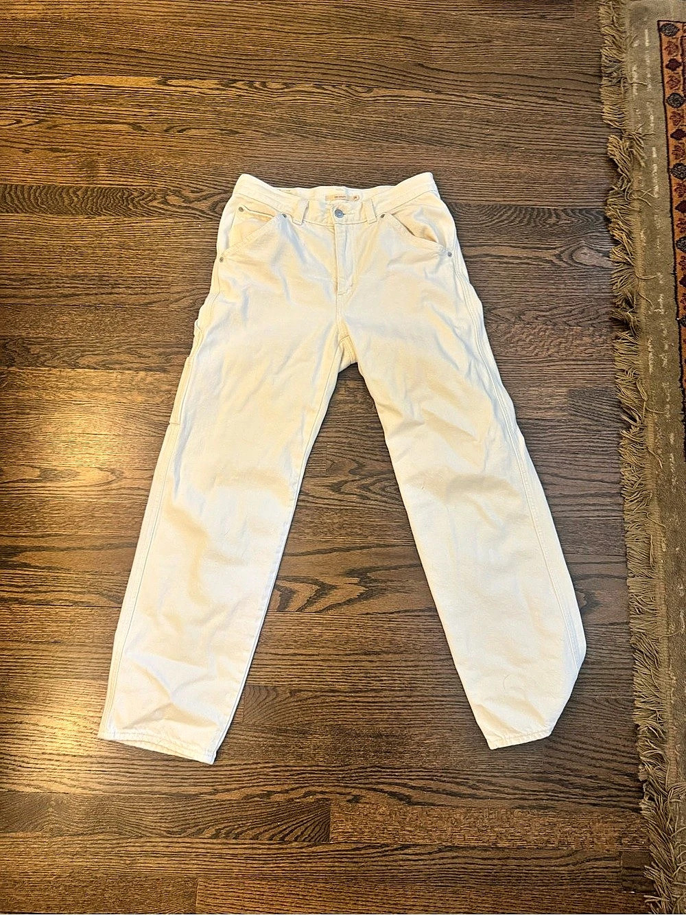 Levi’s white jeans